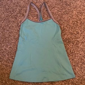 lululemon tank top!